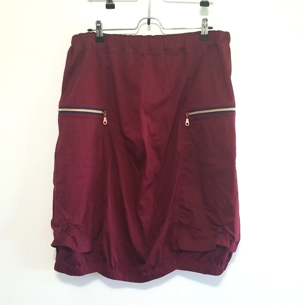 31 JEWELS parachute fall maroon skirt​​​​​